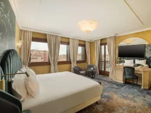 NH Venezia Santa Lucia