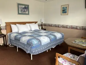 Lighthouse Inn