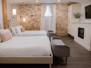 The Chandler Hotel