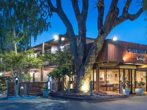 Creekside Inn