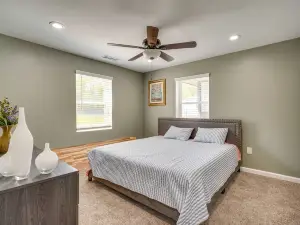Waterfront Buckeye Lake Vacation Rental w/ Hot Tub