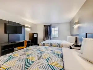 Motel 6 Mesquite, TX - Balch Springs