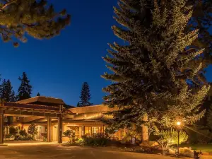 Station House Inn South Lake Tahoe, by Oliver