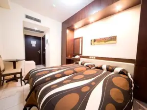 Hotel Astron