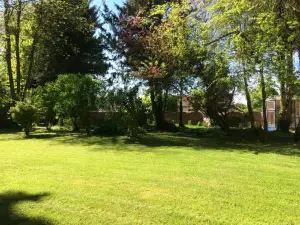 Chateau de Pougy