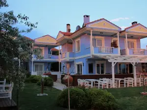 Cundavilla Hotel & Suites