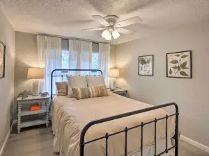 Pet-Friendly Mabank Home with Lake View and Decks!