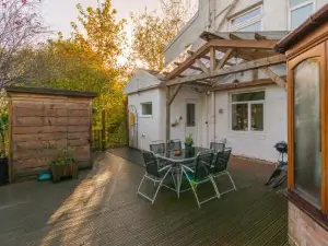 The Trail Special Apartment in Afan Forest Bike Park by StayStaycations