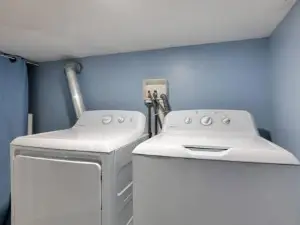 2Br Apt w/ 3 Min Walk to Downtown Swh - [Low Tide]