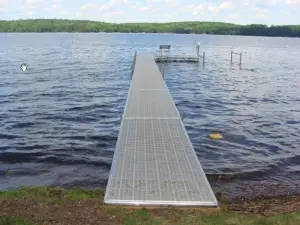On North Twin Lake- Northern Exposure Rentals "Musky Lodge"