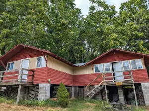 Crow's Nest Cabin at Buffalo Gap Retreat - a Pet-Friendly Destination!