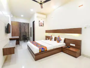 FabHotel Royal Suits - Nr Mahadji Shinde Chhatri