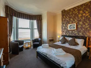 Can-Y-Bae Hotel