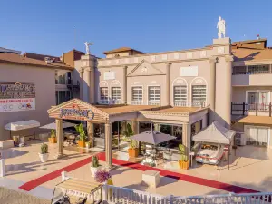 Justiniano Deluxe Resort