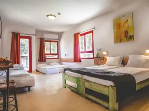 Mashabei Sade Kibbutz Country Lodging