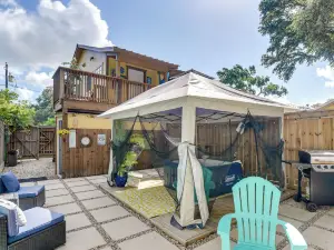 Bacliff Apartment w/ Hot Tub - 3 Mi to Boardwalk!