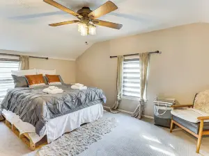 Cozy Home 4 Mi to YSU Campus: Penguins Welcome!