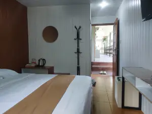 อิสตานา โบรโม รีสอร์ท แอนด์ เรสโต