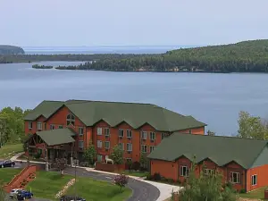 Holiday Inn Express Munising-Lakeview