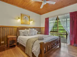 Stayau Conifer Cottage Lakeside Haven