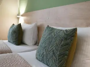 Zade Apartments