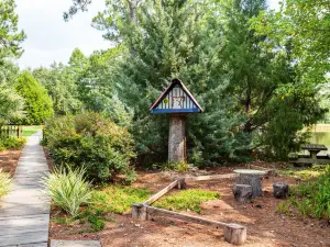 Shalom House Bed and Breakfast