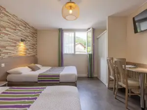 Logis Hôtel Andreinia & Cabanes