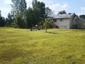 Charming 3-Bedroom in North Branch. Ride Snowmobile from Property. Pet Friendly.