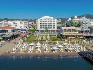 Premier Nergis Beach