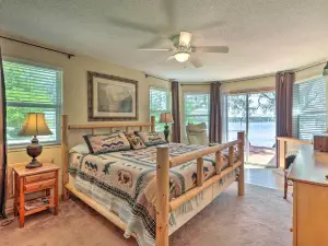 Lakefront Nature Escape! Cabin in Keystone Heights