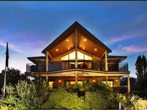 Murray River Lodge Luxury Boutique Accommodation B&B