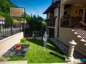 Vila SaraDa Boutique