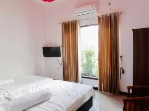 Ashofa Syariah Hotel