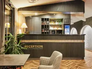 Hotel Parisi