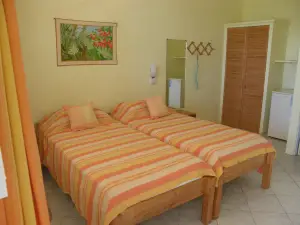 Tamarind Tree Hotel