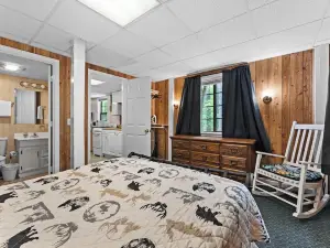 The Cascades Inn-Waterfall Retreat