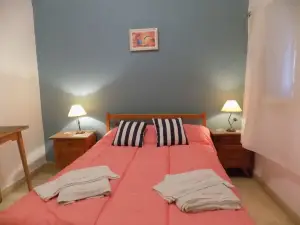 Hotel Embassy