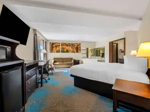 デイズ イン バイ ウィンダム ダビューク