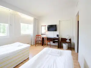 Hotel Sea Front