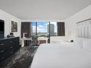 โรงแรมดับเบิลทรีบายฮิลตัน แทลลาแฮสซี