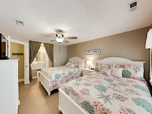 Colony II at Oyster Bay Condo | Pool, Gym, Grill Areas & Hot Tub
