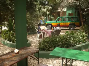 Camping-Sukuta & Lodge