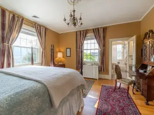 Hillcrest Mansion Inn