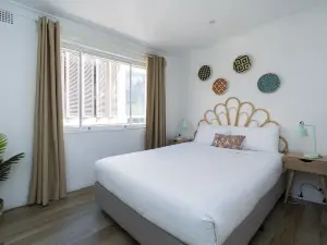 Manly Beachfront Apartment