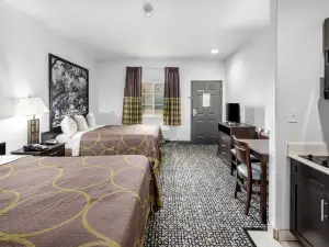 Super 8 by Wyndham Mansfield LA