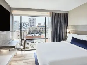 AC Hotel San Diego Downtown Gaslamp Quarter