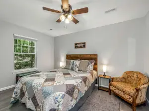 Fantastic Peaceful Cabin in Fort Payne, Alabama