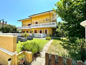 B&B Mariposa