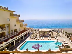 Hellenia Yachting Hotel & Spa