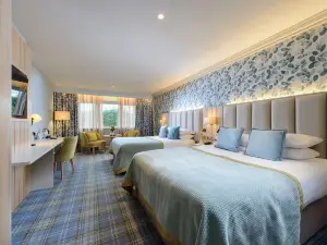 ディングル ベナーズ ホテル